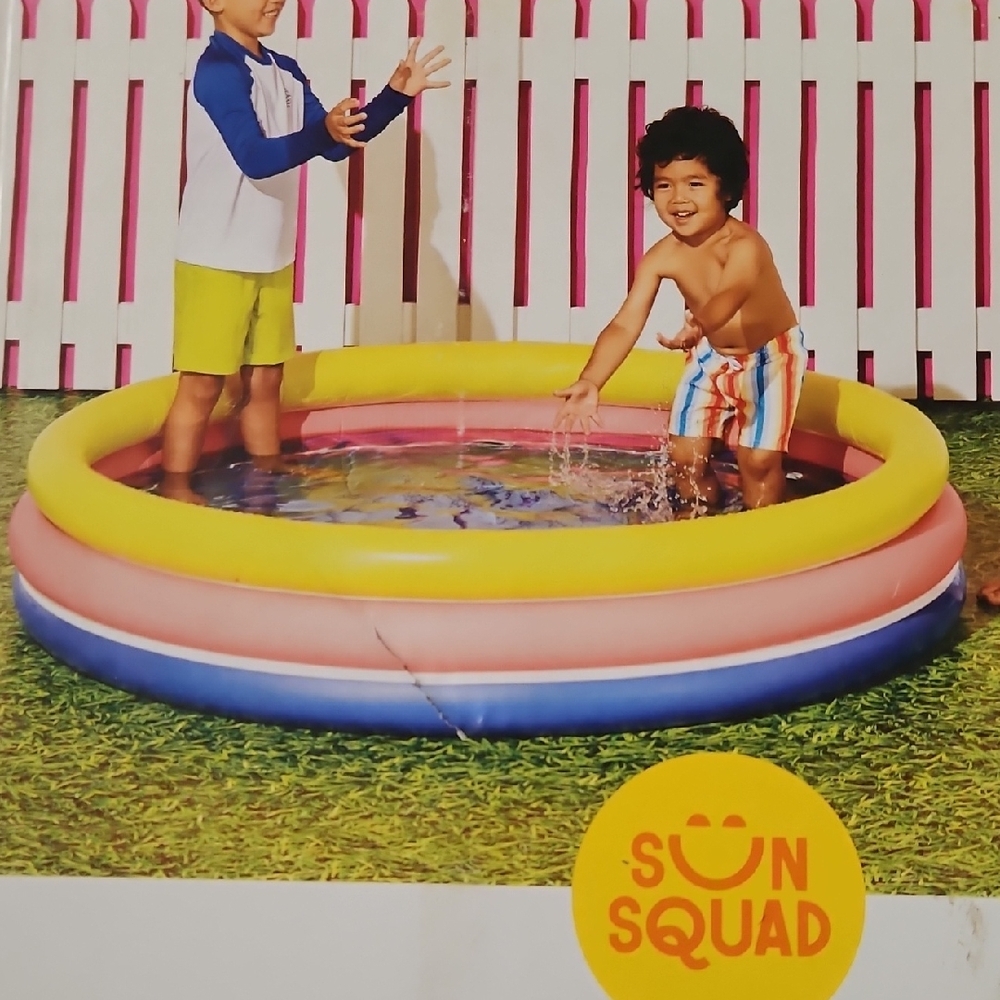 NWT Sun Squad Inflatable 3-Ring Pool - Multicolor - Picture 3 of 9